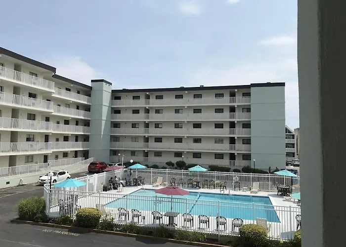 Water View With And Pool Access - Balcony Washer & Dryer And Ac Holiday home *