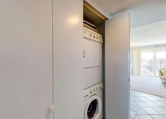 Water View With And Pool Access - Balcony Washer & Dryer And Ac Ocean City