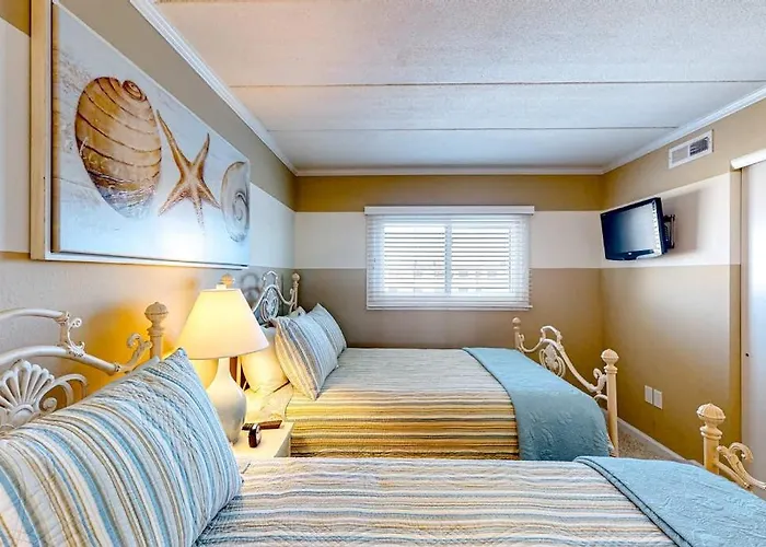 Water View With And Pool Access - Balcony Washer & Dryer And Ac