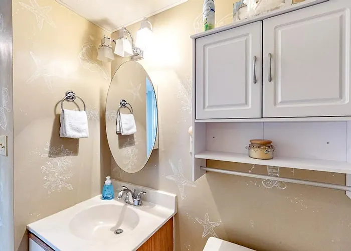 Holiday home Water View With And Pool Access - Balcony Washer & Dryer And Ac *