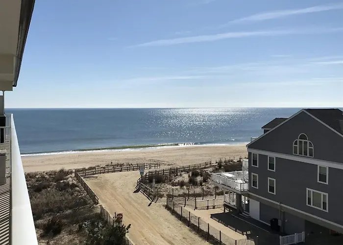 Water View With And Pool Access - Balcony Washer & Dryer And Ac *
