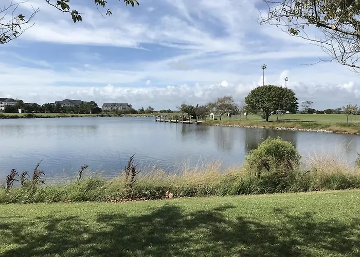 Water View With And Pool Access - Balcony Washer & Dryer And Ac Holiday home